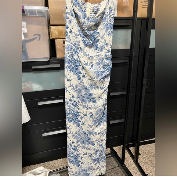 Reformation kourtney dress - Picture 4 of 11